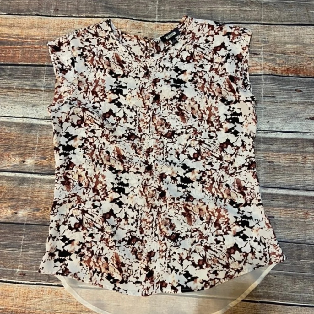 The Limited XS print blouse